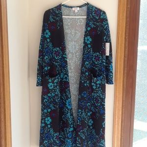 Luluroe Sarah small beautiful black floral